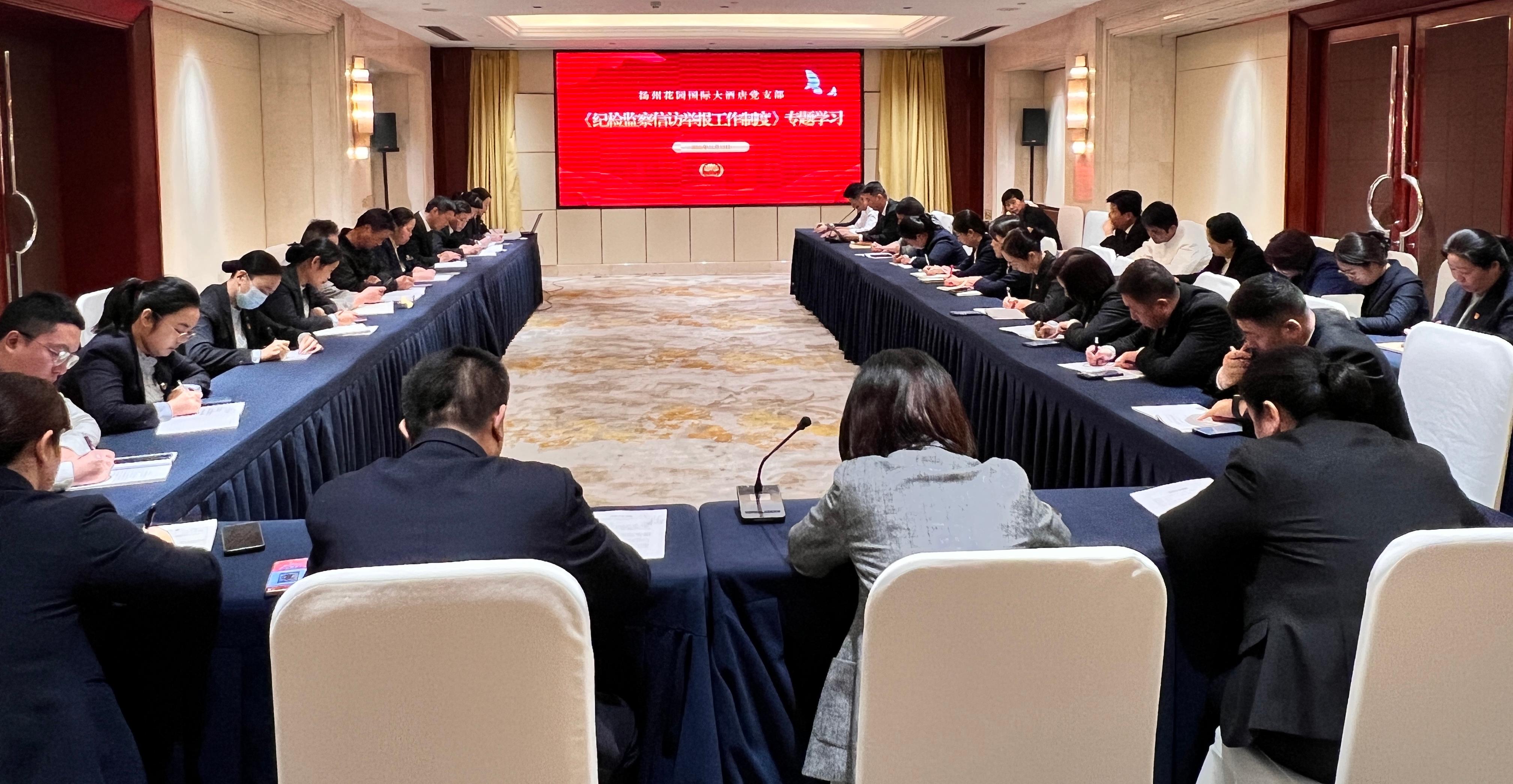 1763034594926846.jpg 花园(1).jpg